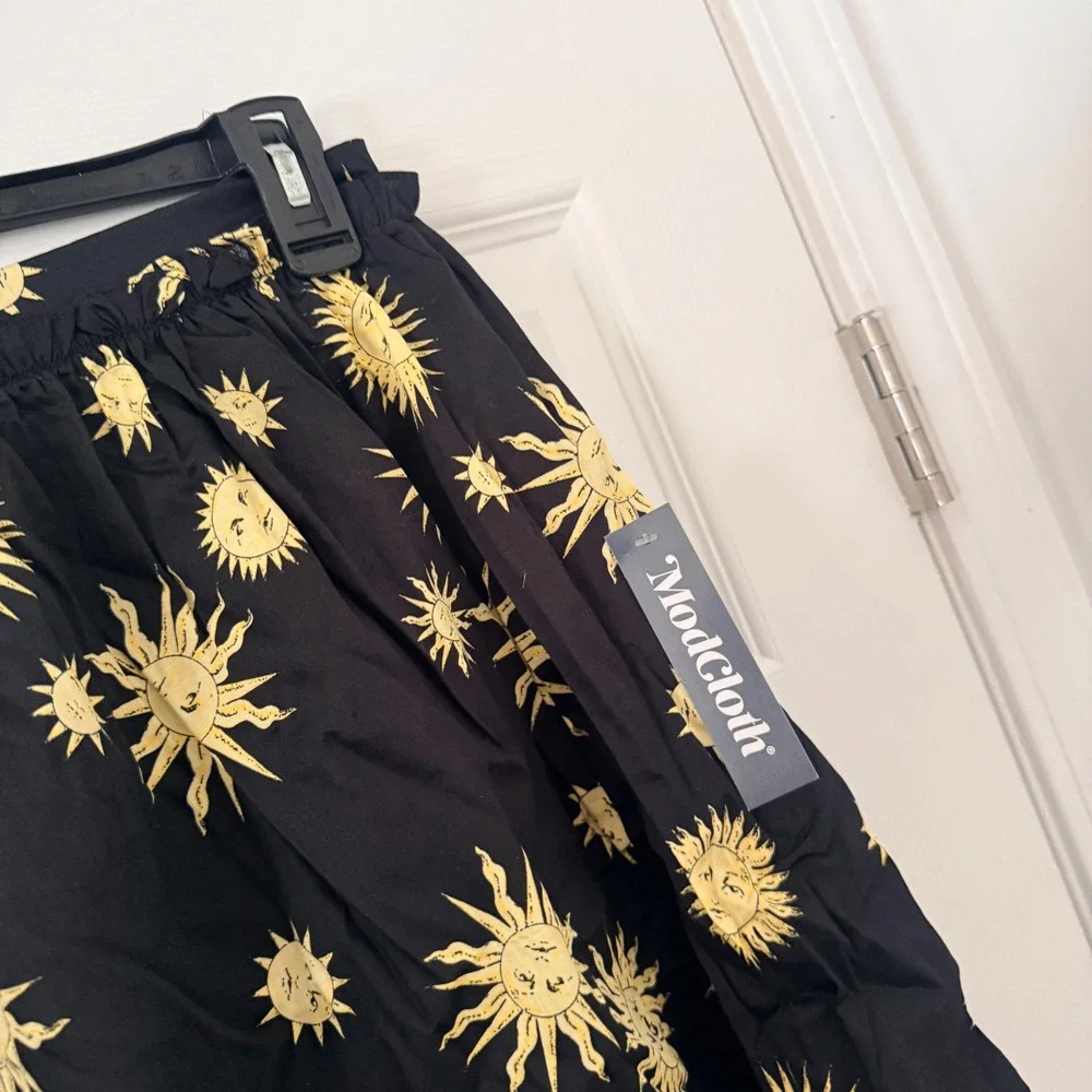 ModCloth Sun Celestial Print‎ Cotton A-Line Skirt Black Yellow Paperbag Waist 2